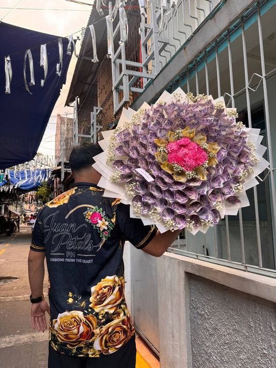 Purple money bouquet