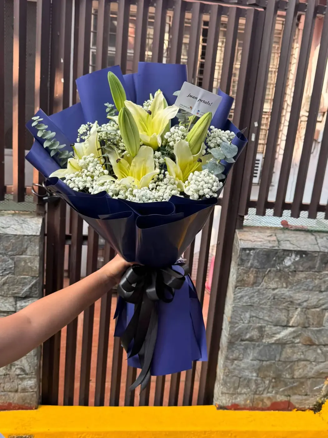 Blue & yellow bouquet