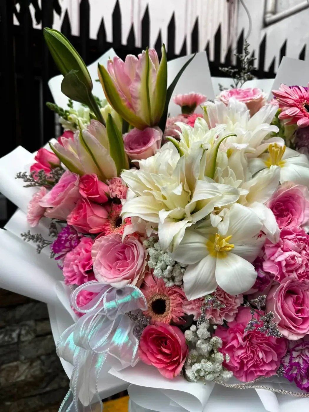 Pink & white hand-tied bouquet
