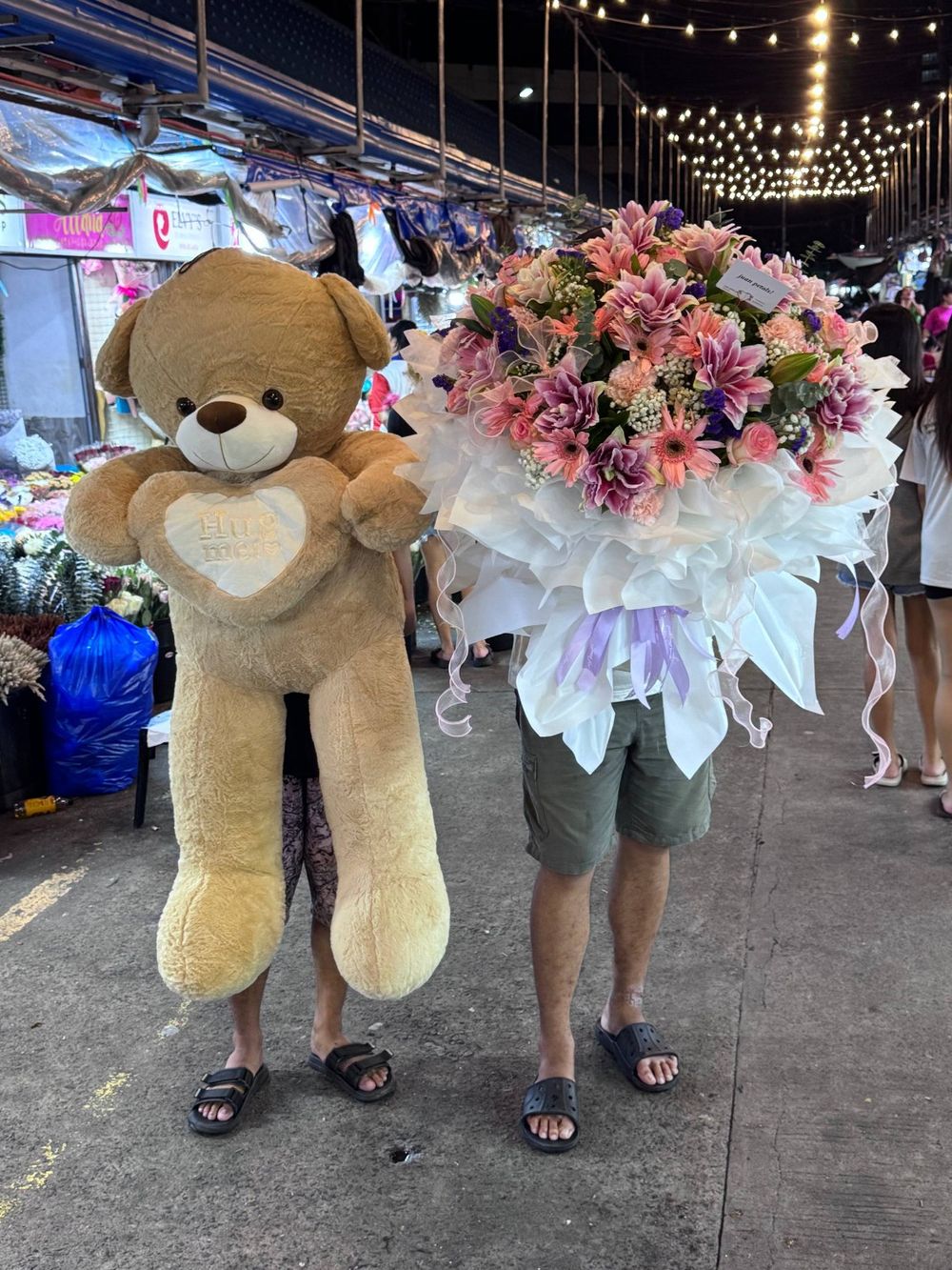Juan Petals signature bouquet with teddy bear